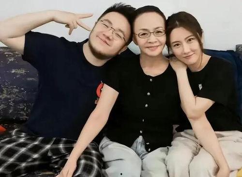 吃瓜直播娱乐八卦,吃瓜直播带你畅游娱乐八卦世界